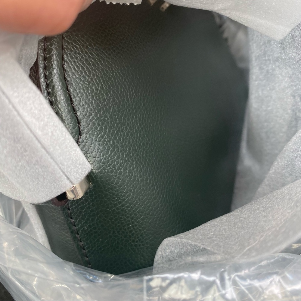 Kate Spade genuine leather crossbody deep green - Picture 6 of 9